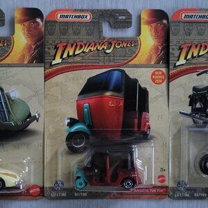 Matchbox - Indiana Jones - 1936 Auburn Speedster 851, Tuk Tuk & Ducati Scrambler